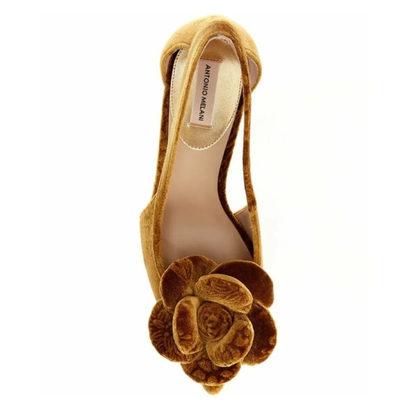 NEW Antonio Melani Ester Velvet Flower Heel Pumps in Ember - Picture 3 of 8
